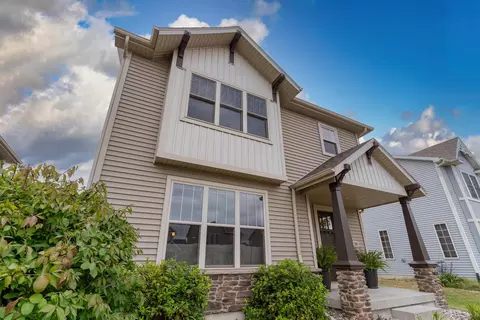 226 Juneberry Dr, Madison, WI 53718