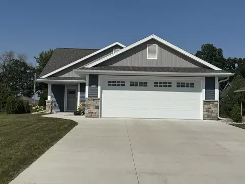 3422 Caden Ct, Oshkosh, WI 54904