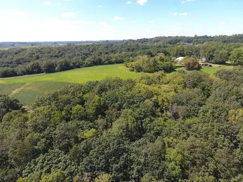 10871 Natwick Rd, Ferryville, WI 54628