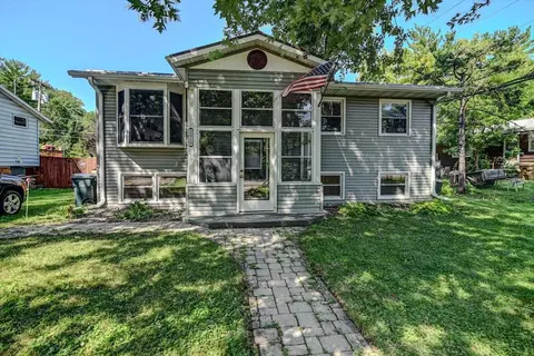 2010 Irwin Pl, Madison, WI 53713