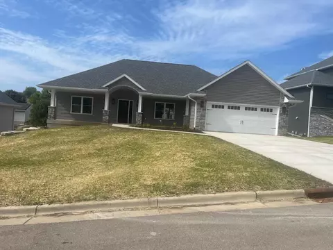 507 Ford Dr, Barneveld, WI 53507