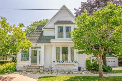 511 Hill St, Green Lake, WI 54941