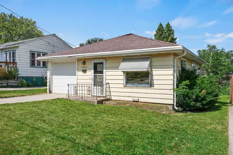 1822 Heath Ave, Madison, WI 53704