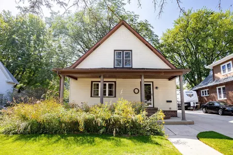 69 Shirley St, Fort Atkinson, WI 53538