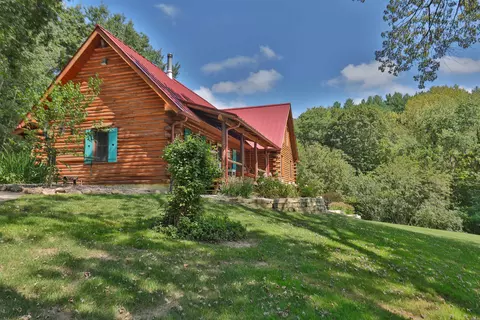16850 Hood Hollow Ln, Richland Center, WI 53581