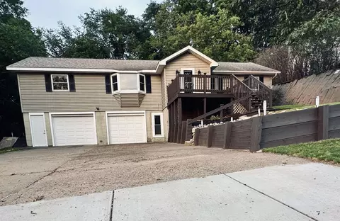 808 3rd Ave, Durand, WI 54736
