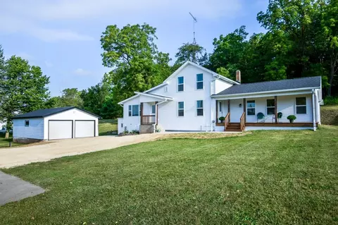 w11936 County Road West, Baraboo, WI 53913