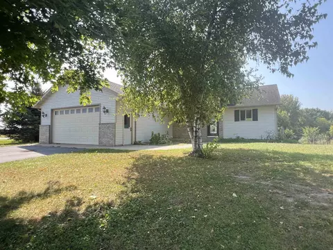 w6109 Ridge Road, Wyocena, WI 53954