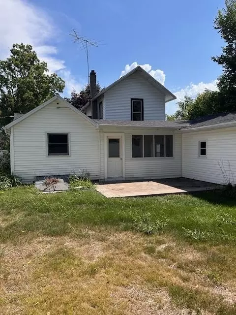 125 Maple St, Evansville, WI 53536