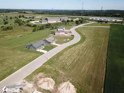 114 Garrett Dr, Barneveld, WI 53507