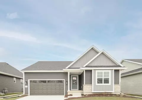 2138 Waters Edge Trl, Madison, WI 53718