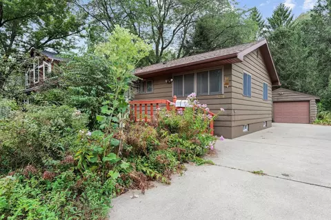 5738 Forsythia Pl, Madison, WI 53705