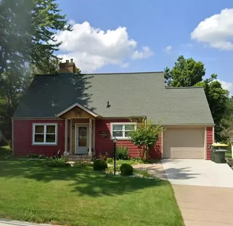 735 W Maple St, Lancaster, WI 53813