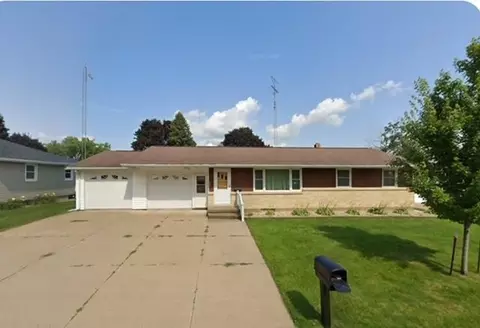 445 Grant St, Fennimore, WI 53809