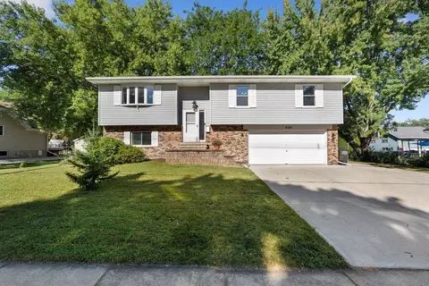 624 N Page St, Stoughton, WI 53589