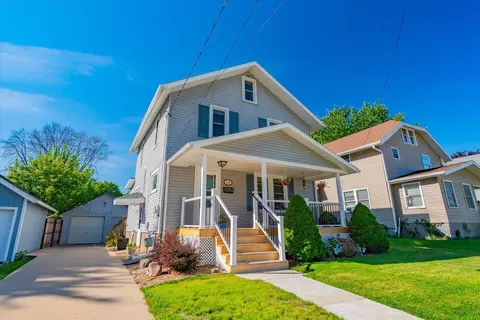 103 W Davis St, Beaver Dam, WI 53916