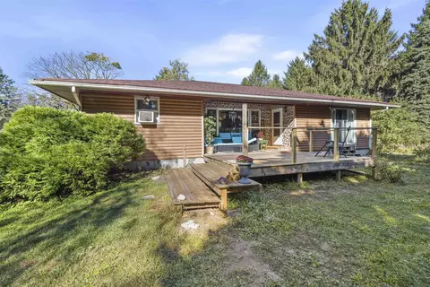 7448 S Patrick Rd, Beloit, WI 53511