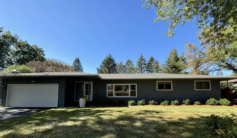 5575 Rainbow Rd, Waunakee, WI 53597