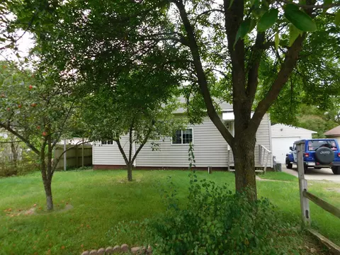 3390 St Aldaberts Rd, Rosholt, WI 54473