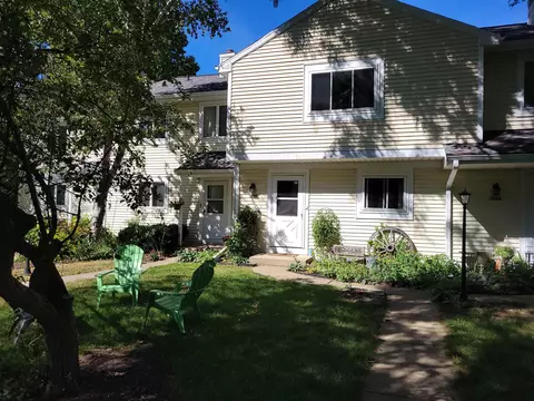 5830 Highland Ter, Middleton, WI 53562