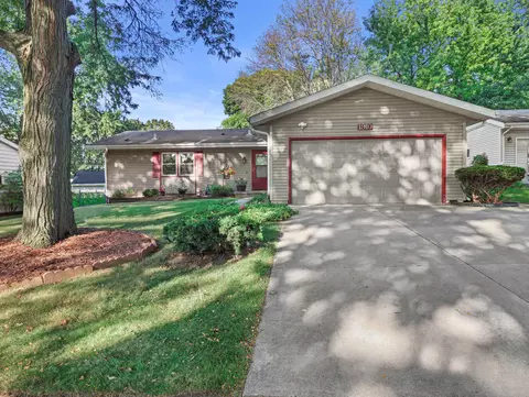 1910 Christine Ln, Madison, WI 53716