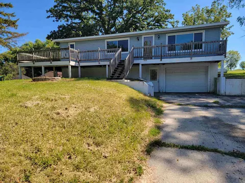 5620 Noble St, Gratiot, WI 53541