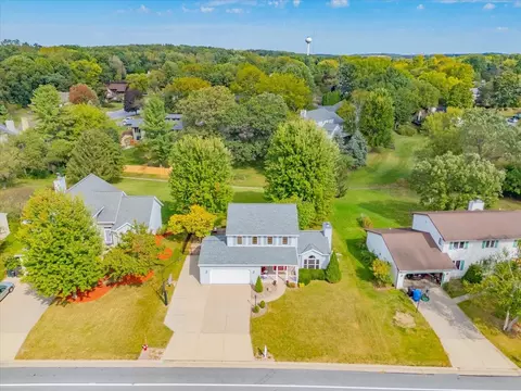 734 Basswood Ave, Verona, WI 53593