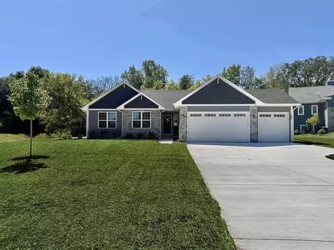 2678 Harpers Ct, Milton, WI 53563