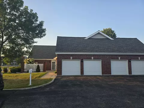 849 N High Point Rd, Madison, WI 53717