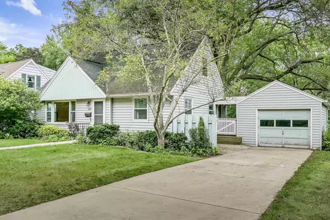 629 Piper Dr, Madison, WI 53711