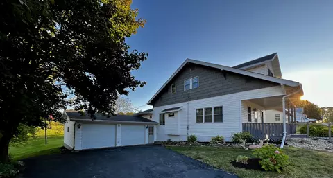 504 Spring St, Highland, WI 53543
