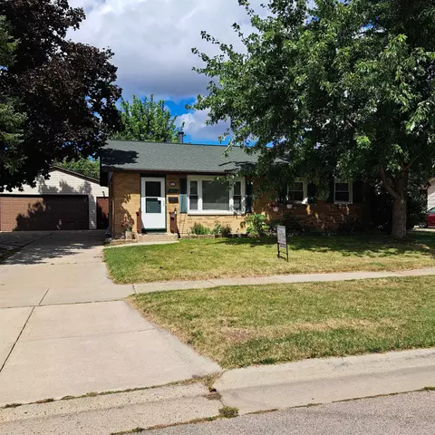 1824 W Conde St, Janesville, WI 53546