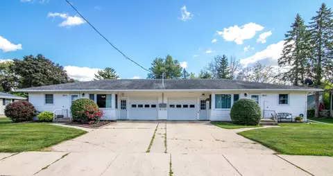 1013 1015 Madison St, Beaver Dam, WI 53916