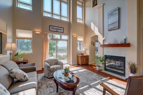 1100 W Pleasant St #4, Portage, WI 53901