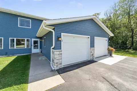 238 Thomson Ln #3, Oregon, WI 53575
