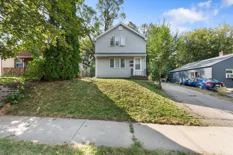 1929 Schlimgen Ave, Madison, WI 53704