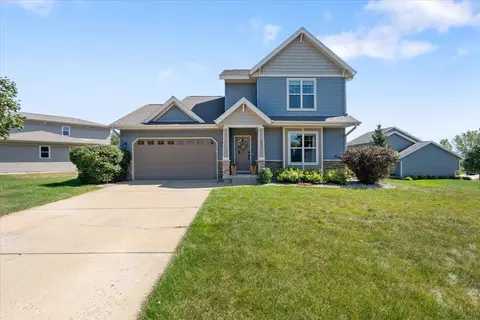 4447 Snowy Ridge Trl, Windsor, WI 53598