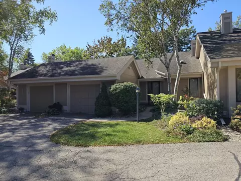 5937 Woodcreek Ln, Middleton, WI 53562
