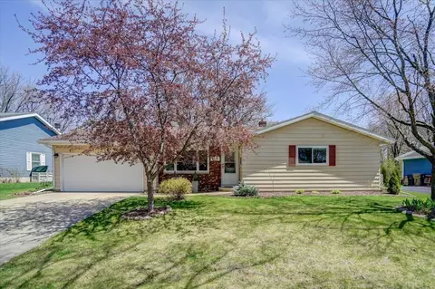 1925 Paso Roble Way, Madison, WI 53716