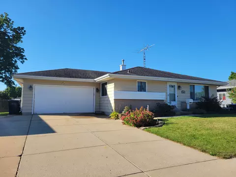 1517 Anthony Ave, Janesville, WI 53546