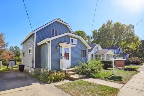 21 Dixon St, Madison, WI 53704