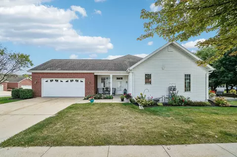 17 Blue Iris Way #5, Fitchburg, WI 53711