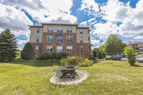 6402 Milwaukee St #302, Madison, WI 53718