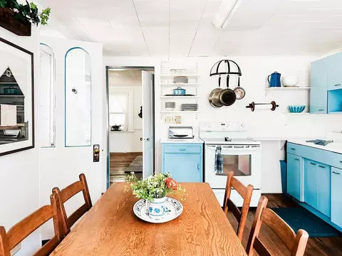 w6619 Klassy Road, New Glarus, WI 53574