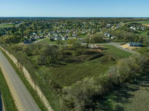 118 Kent Dr, Barneveld, WI 53507