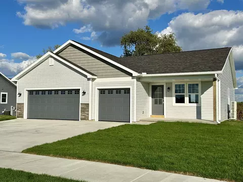 2178 Eastridge Cir, Reedsburg, WI 53959