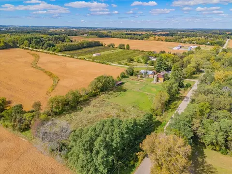 1157 Sunrise Rd, Oregon, WI 53575