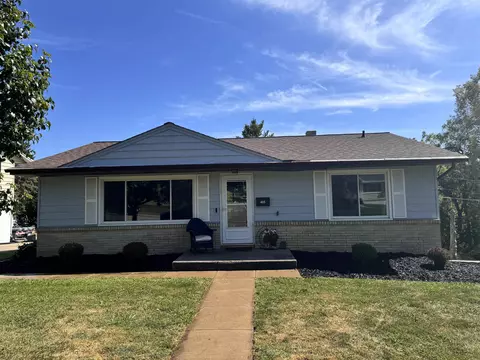 405 Ellwood St, Dodgeville, WI 53533