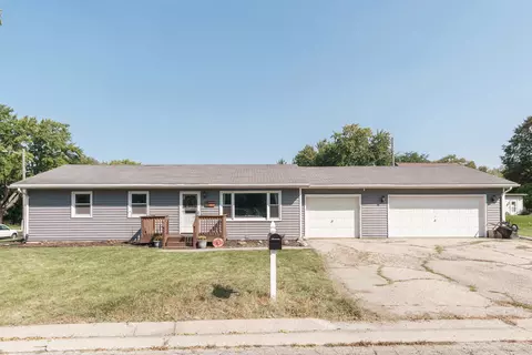1004 Clark St, Watertown, WI 53094