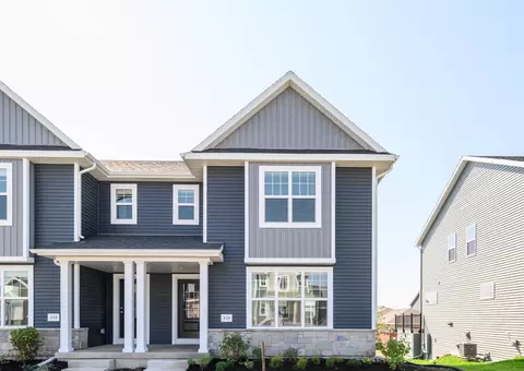 420 Crusader Pt, Waunakee, WI 53597